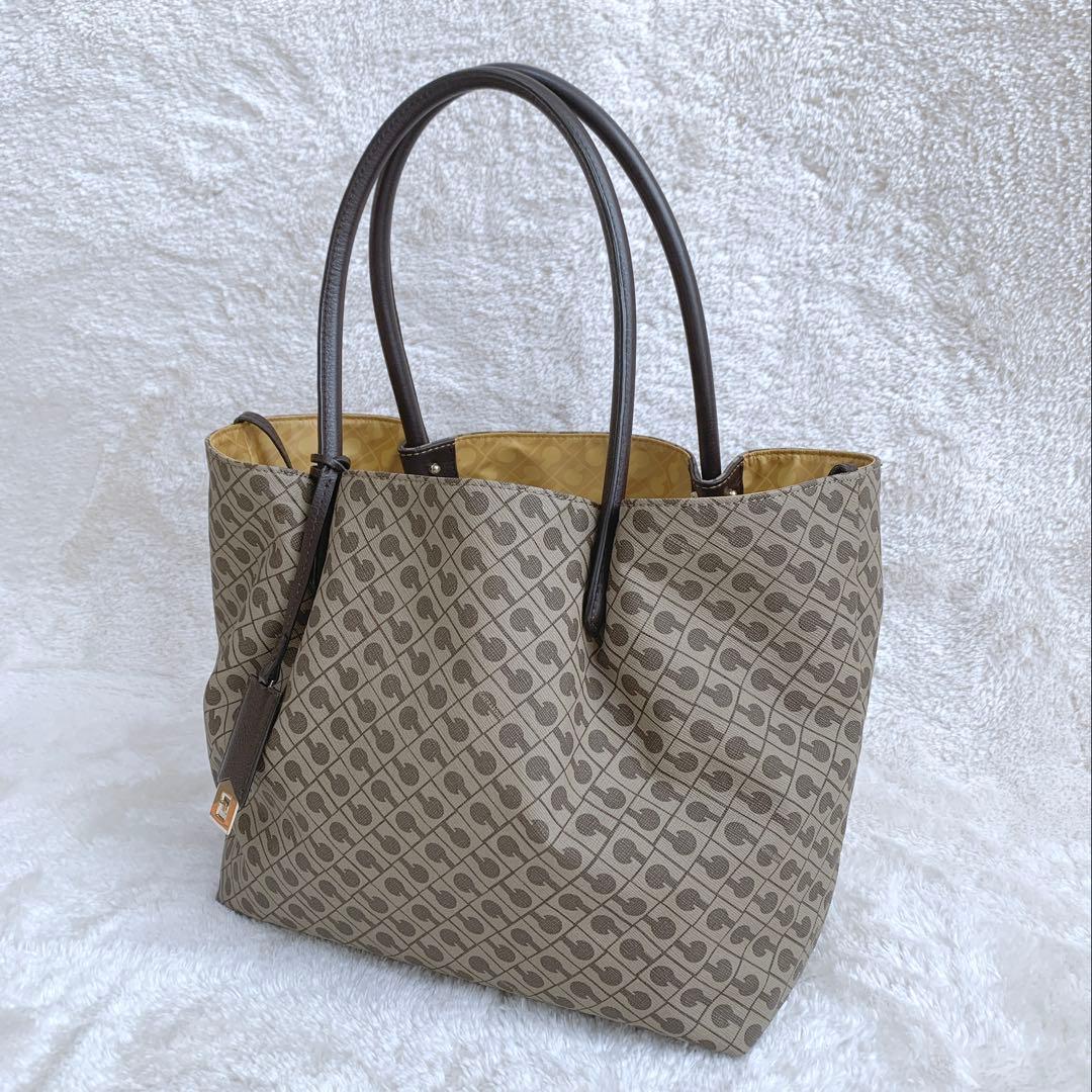 【ジョー】極美品♪ ゲラルディーニ ミレリーゲ レザーハンドルトートバッグ