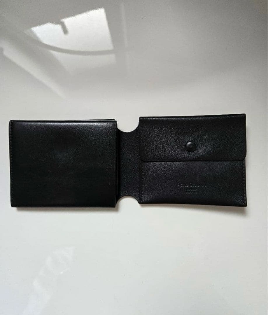 能*州様 Acne Studios ブラック 三つ折り財布