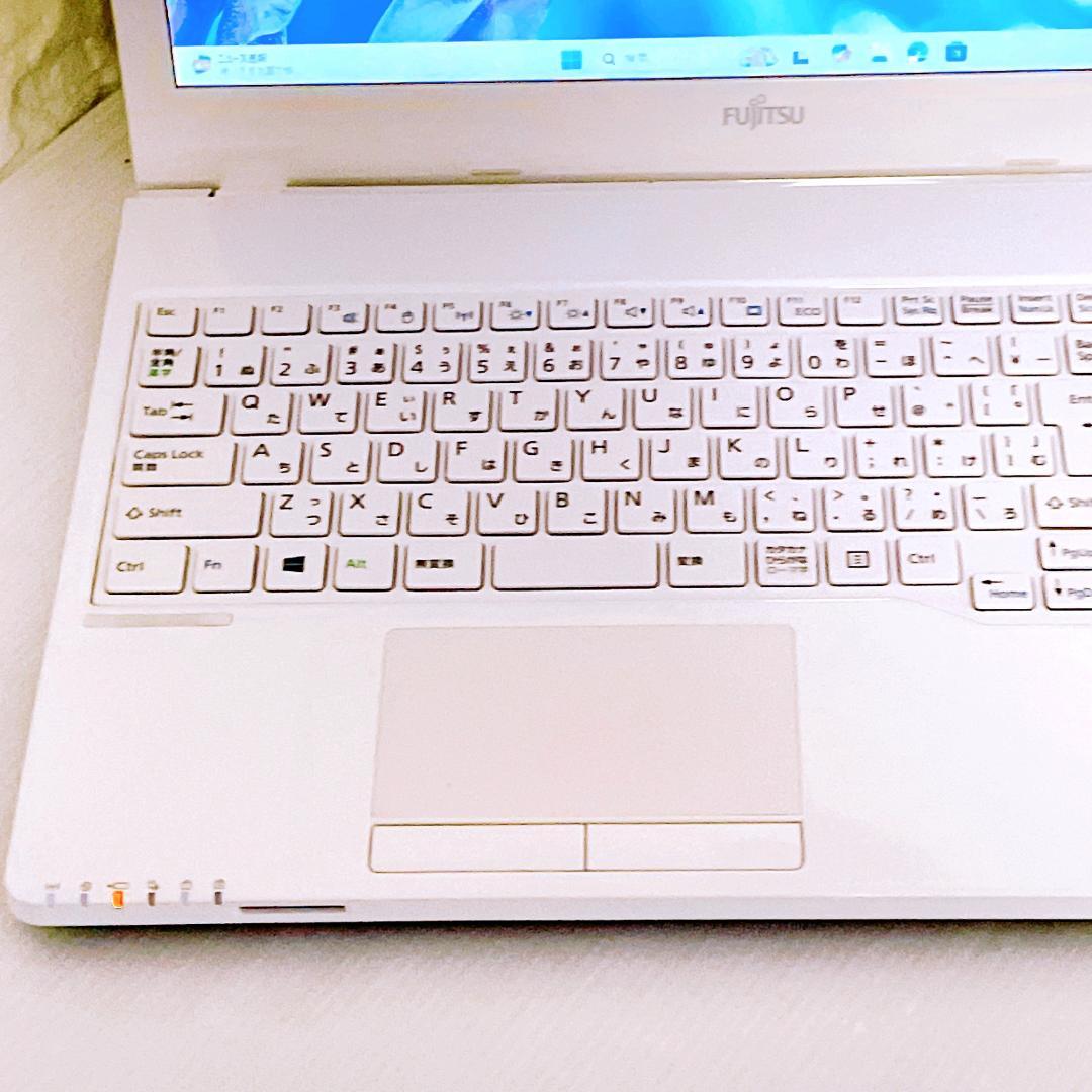 Windows11 富士通 ノートパソコン i7 本体 SSD ノートPC