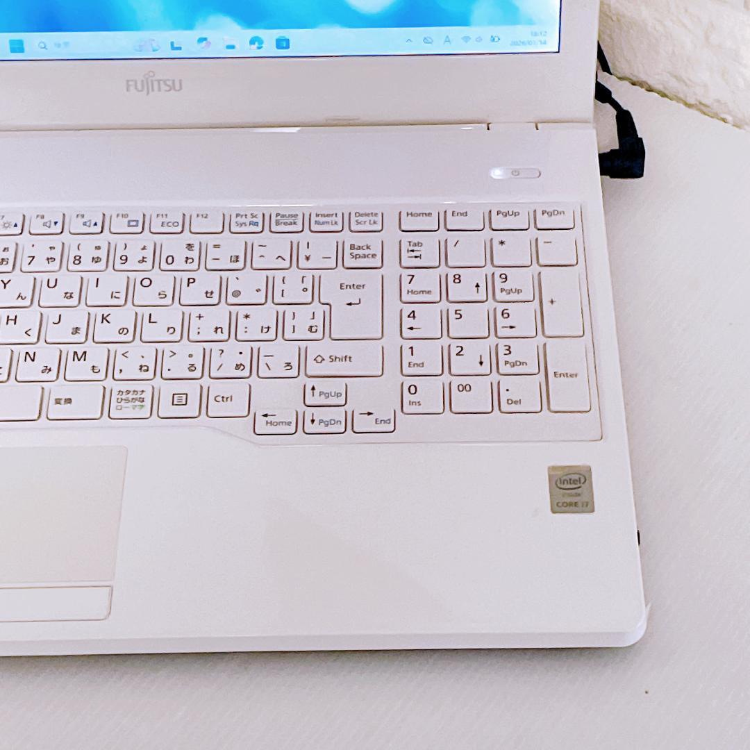Windows11 富士通 ノートパソコン i7 本体 SSD ノートPC