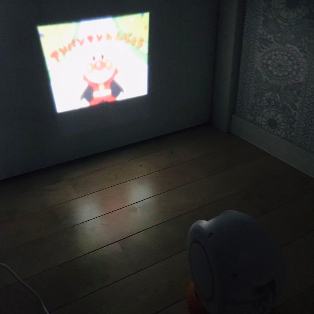 アンパンマン ドリームスイッチ 動く絵本プロジェクター