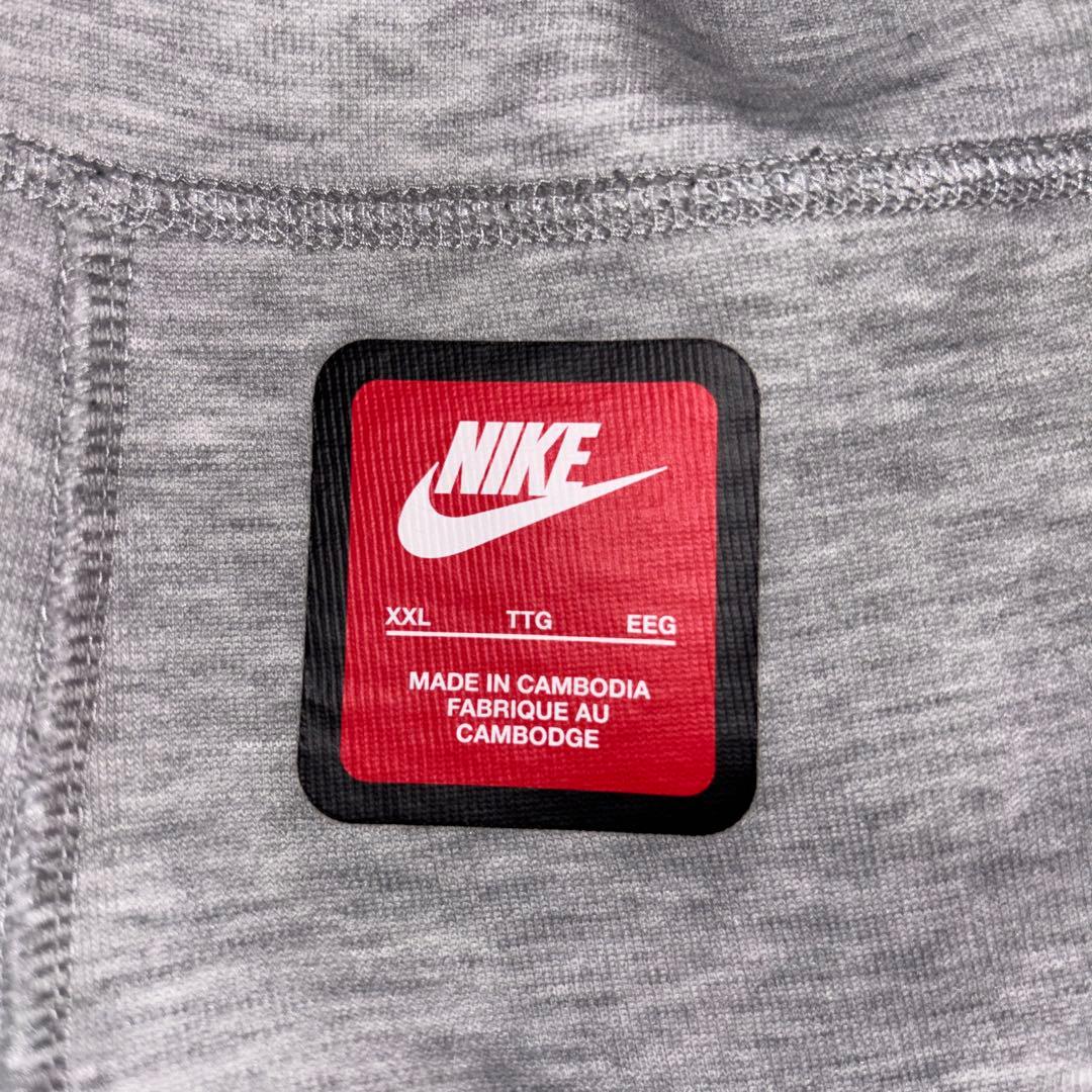 NIKE　テックフリース　セットアップ　上下