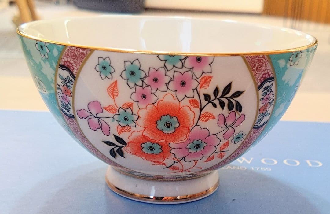 ウェッジウッド　ワンダーラストスモールボウル　茶碗　未使用　箱あり