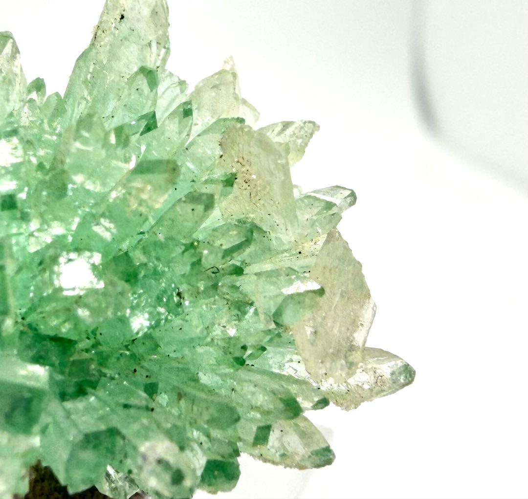 インド産　グリーンアポフィライト　鉱物標本