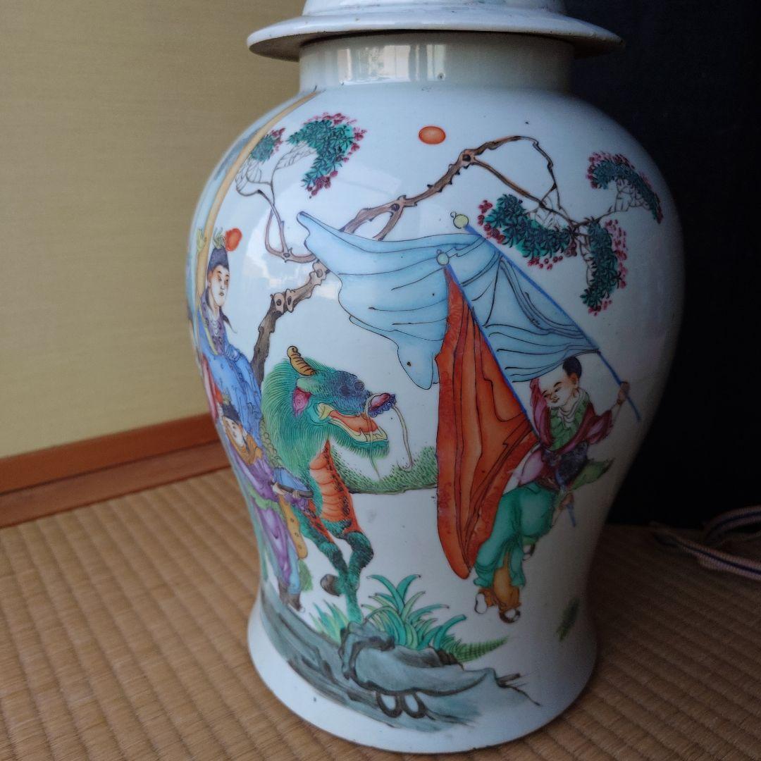 中国 陶器製の壺 蓋付き 箱アリ