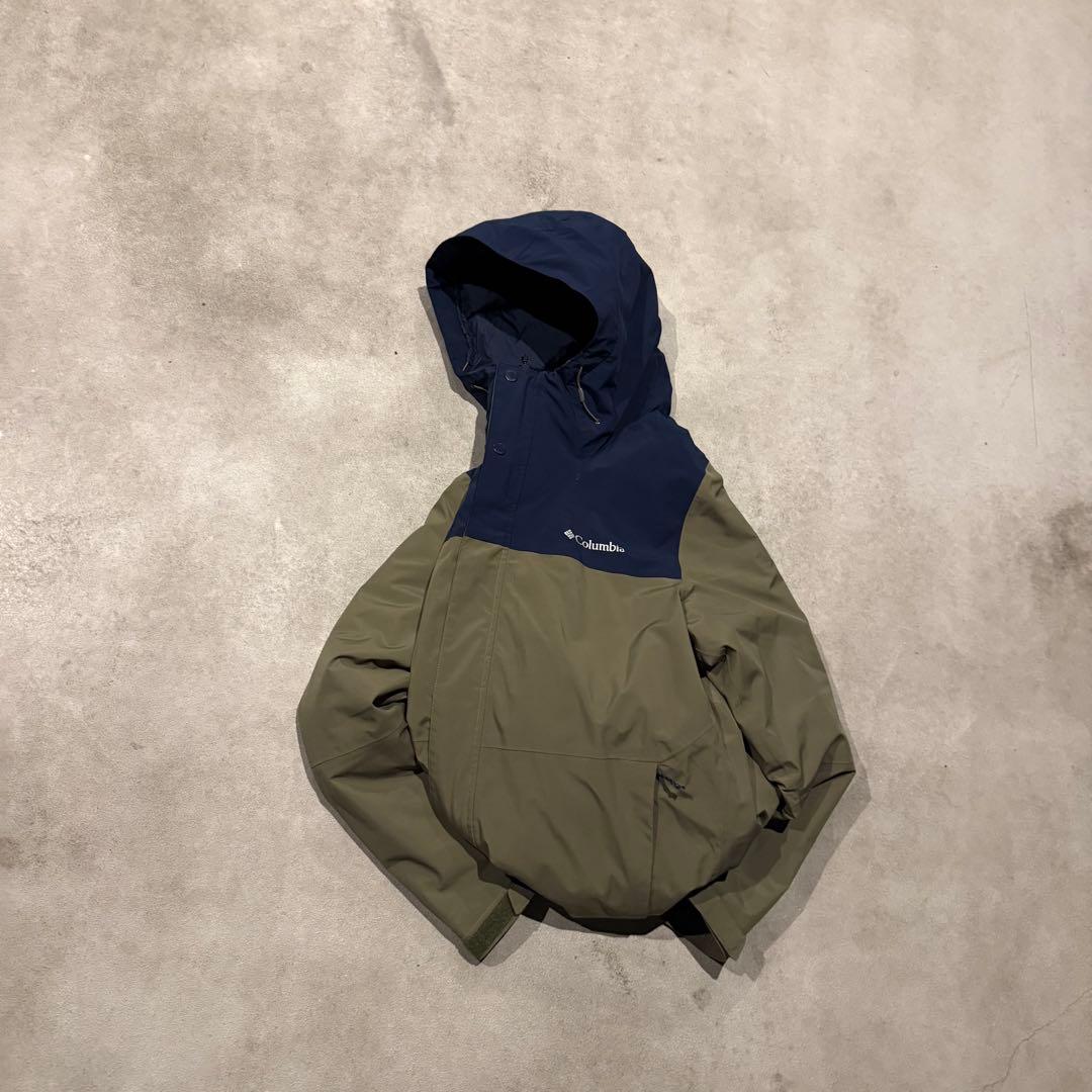 【大人気❗️】極暖！肉厚！columbia 　ダウン　オリーブ　ネイビー　M