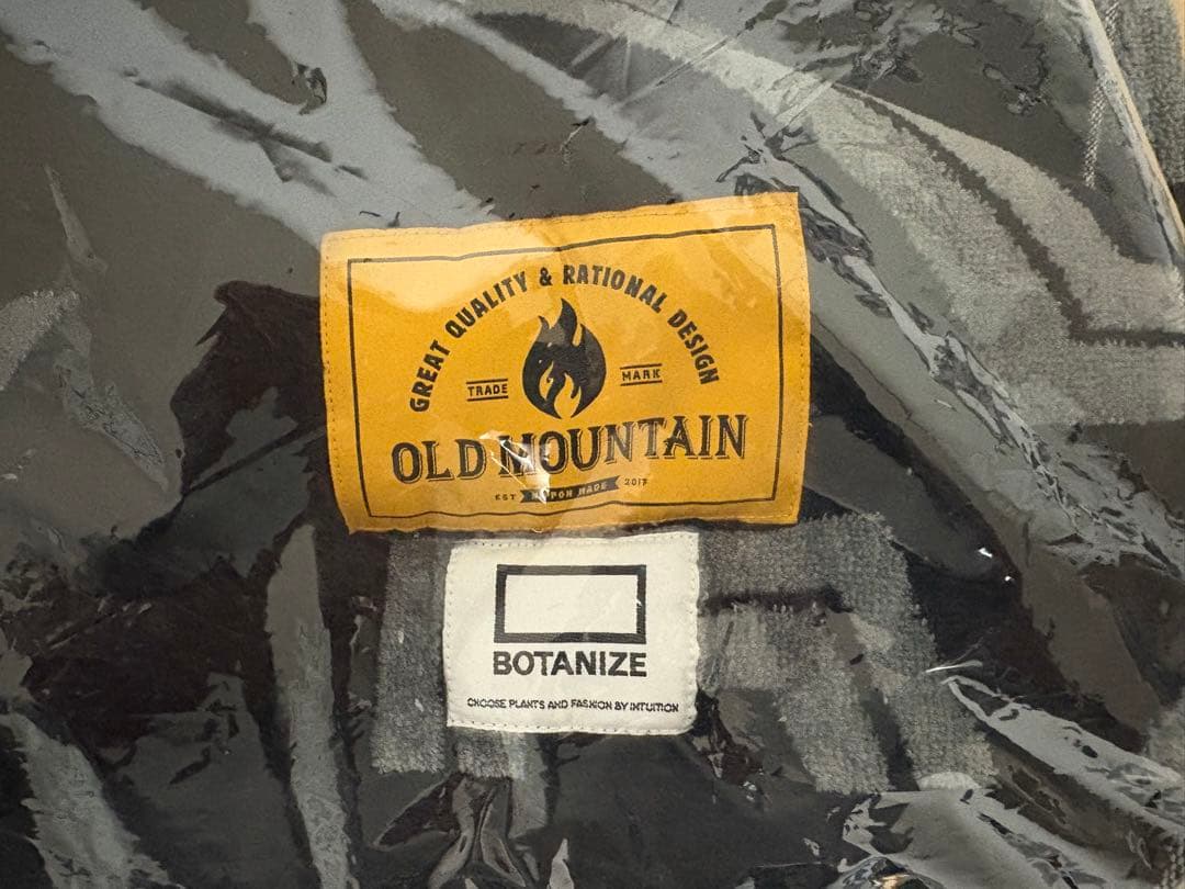 アウトドア寝具 old mountain BOTANIZE kakemono