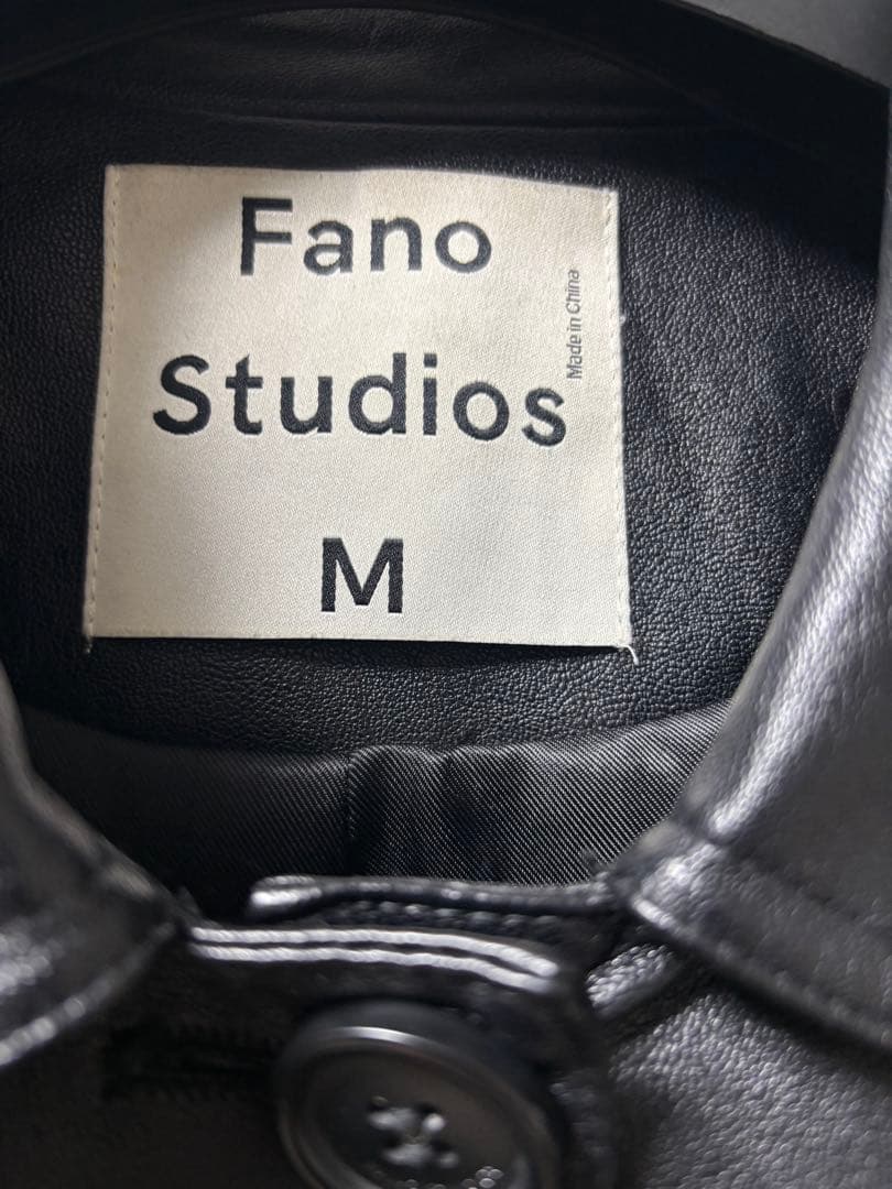 Fano Studios フェイクレザー バルカラーコート ブラック Mサイズ