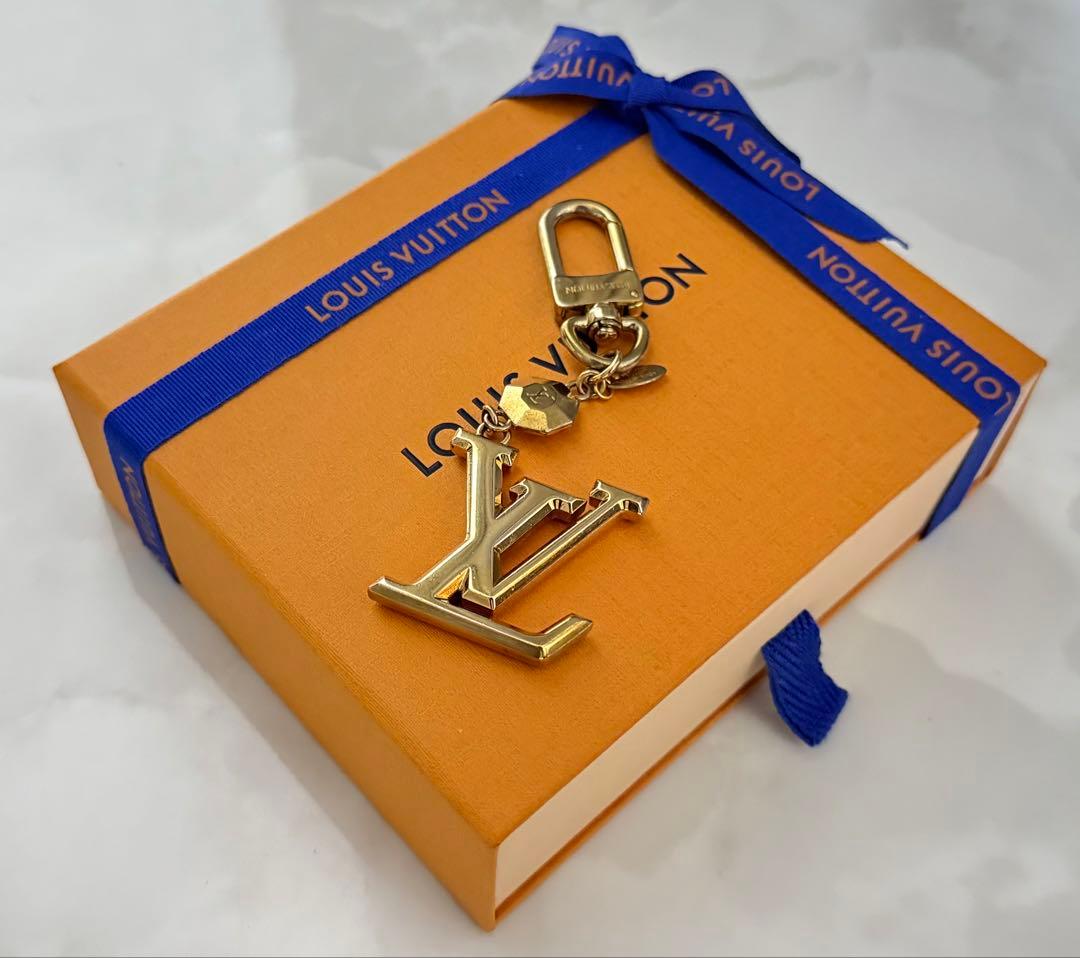美品✨ louis vuitton ポルトクレ LV ファセット キーホルダー