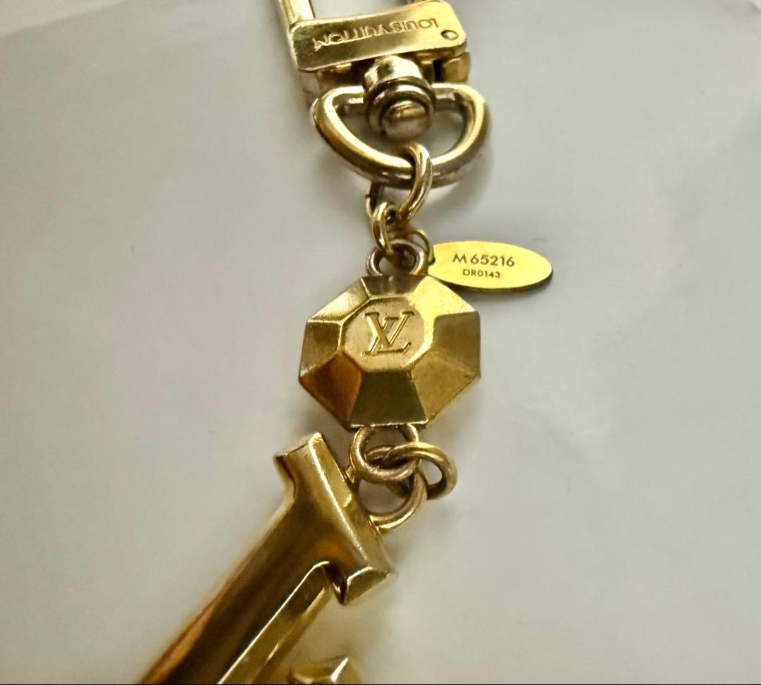 美品✨ louis vuitton ポルトクレ LV ファセット キーホルダー