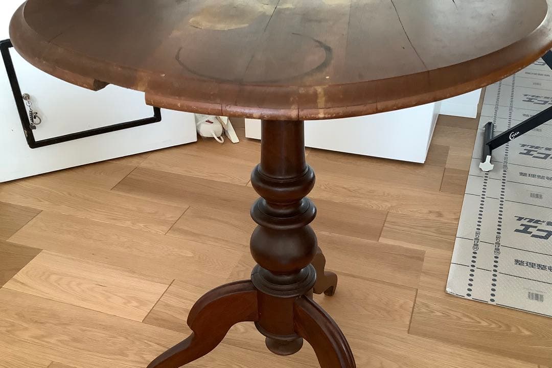 ヴィンテージ家具　コーヒーテーブル　フランス製　【難あり】