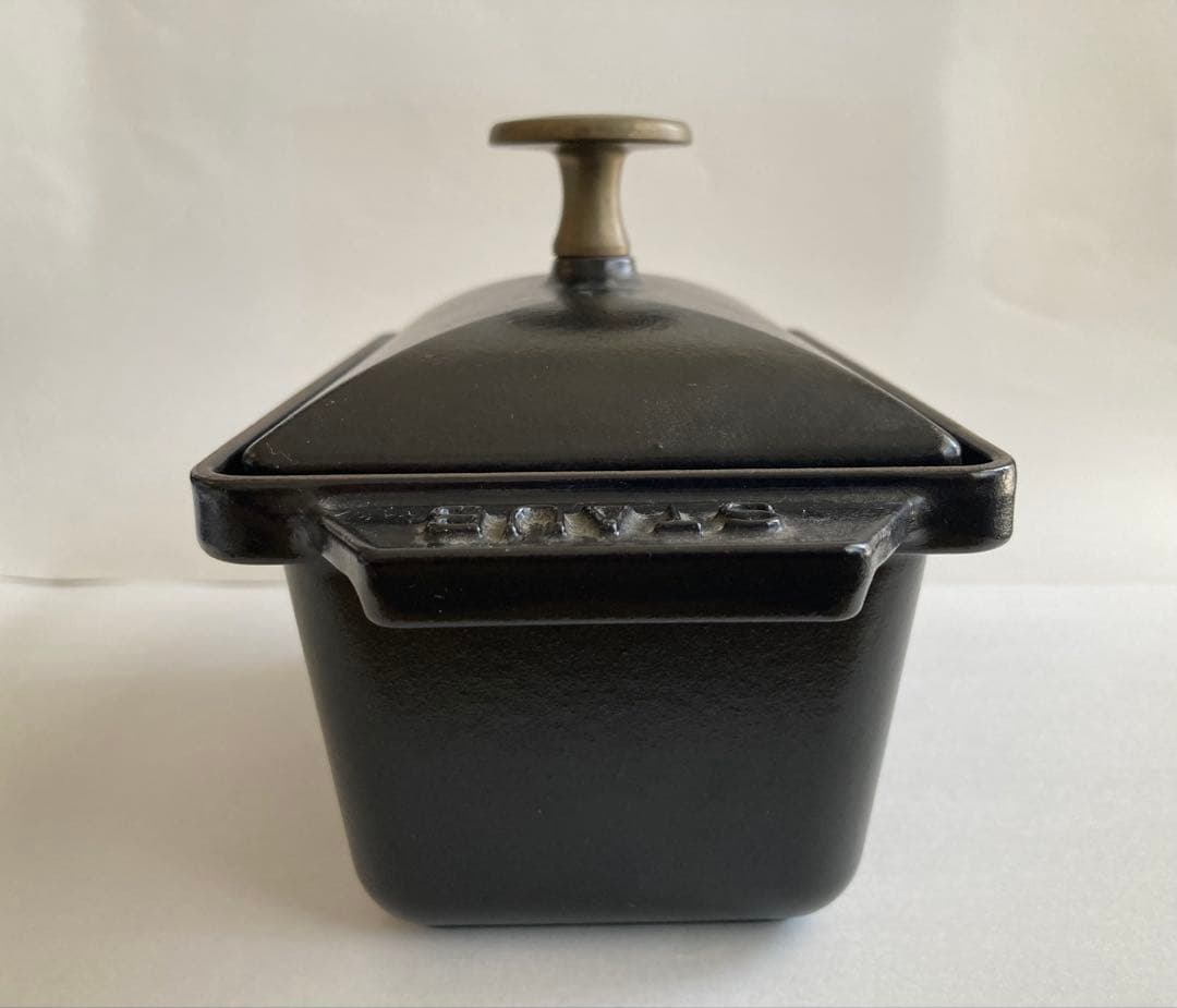staub　ハーフテリーヌ