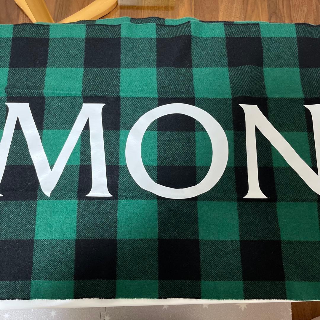 Moncler モンクレール マフラー ブランケット