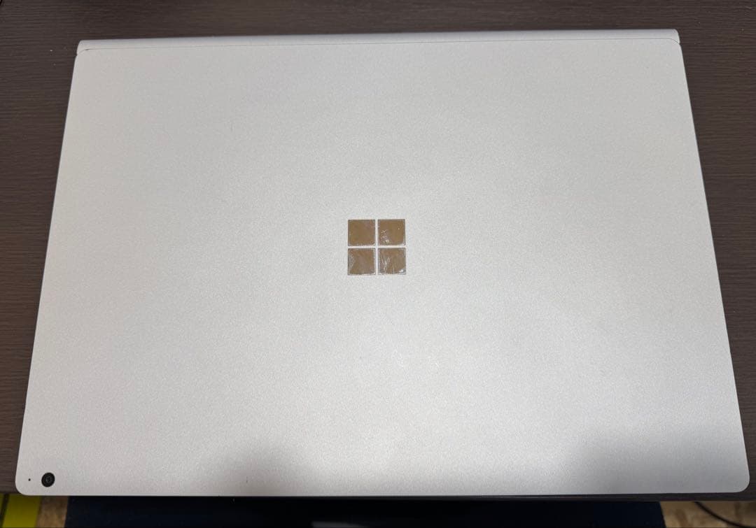 Microsoft surface book2 15インチ
