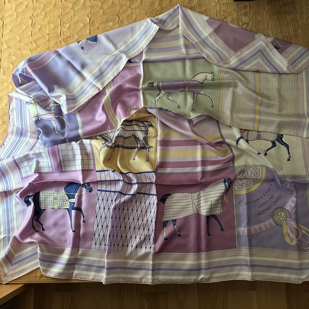 新品　HERMES シルク　スカーフ 馬　ラベンダー　カレ140 大判　稀少