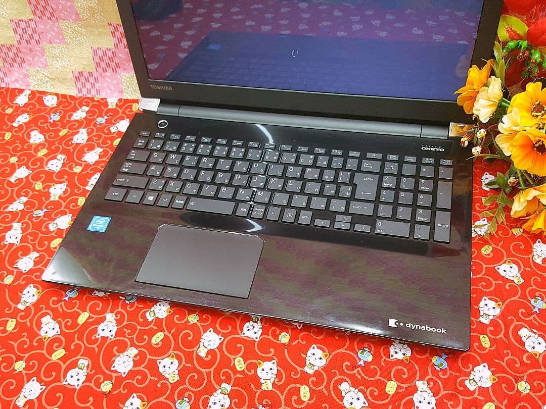 極上品！大容量５００G！4世代Celeron ！カメラ搭載！Win10！動画編集