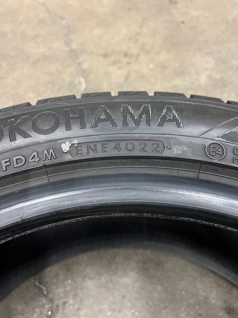 215/50R17 ヨコハマ IG60 2022年製 4本 スタッドレス