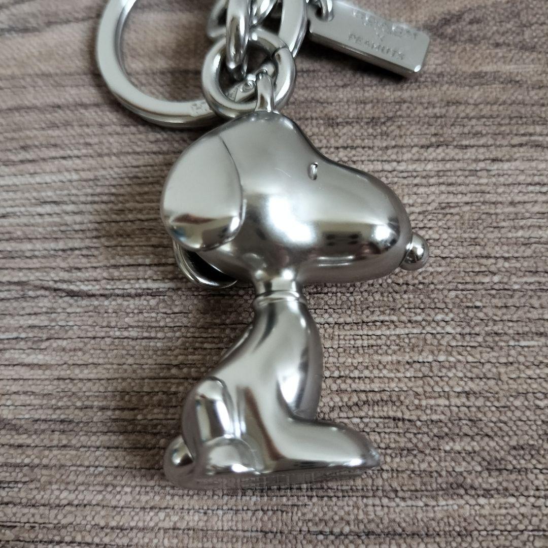 希少✨ COACH × PEANUTS スヌーピー キーホルダー バッグチェーン