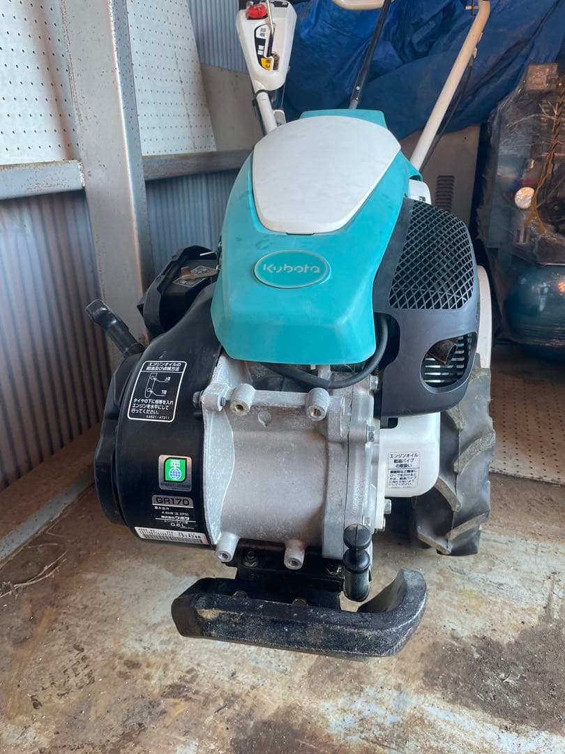 クボタ　管理機　耕運機　TRS60