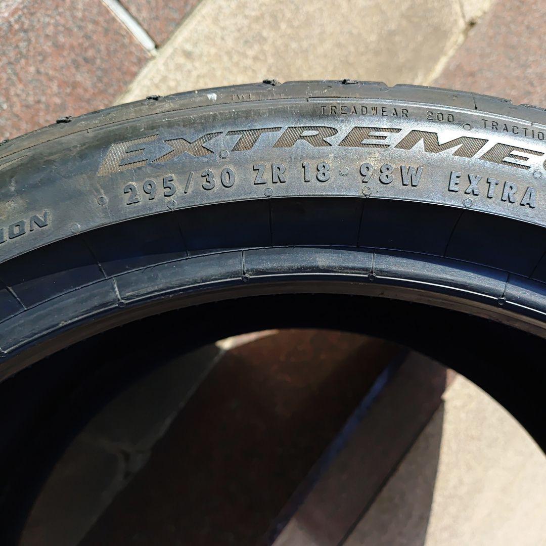 タイヤ・ホイール CONTINENTAL ExtremeContact 295/30 ZR18