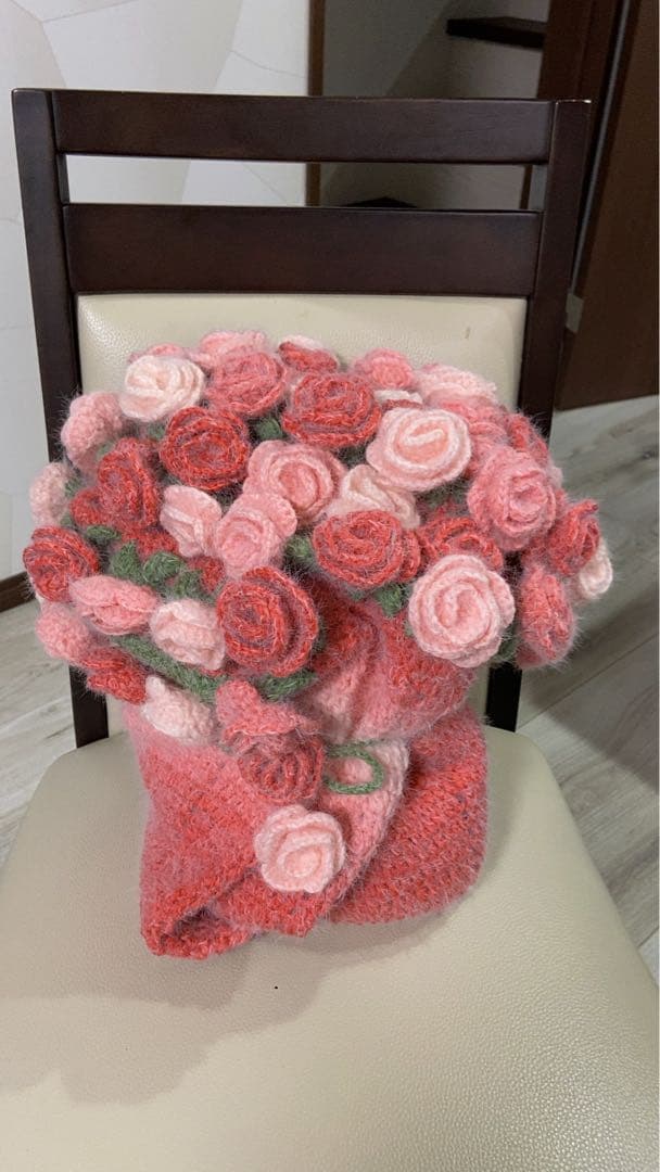 椿の花束ブランケット直径120cm，72本の大きな花ストール