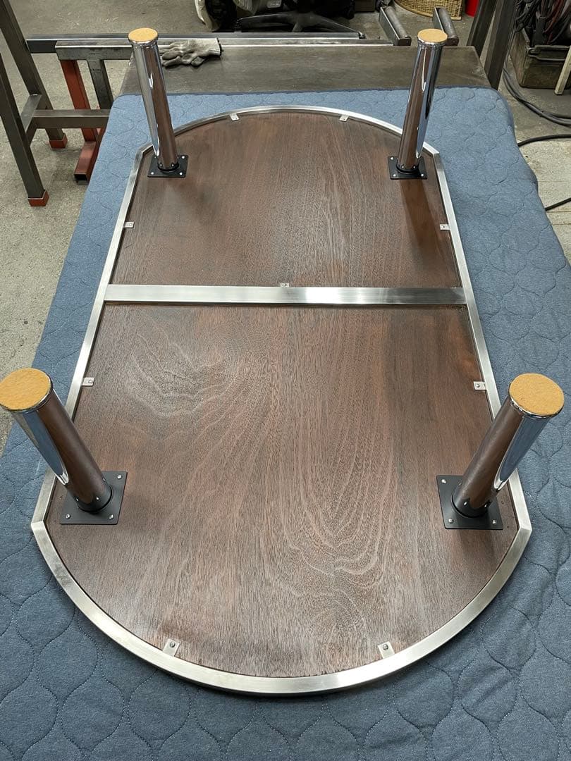 重量級ワンオフテーブル