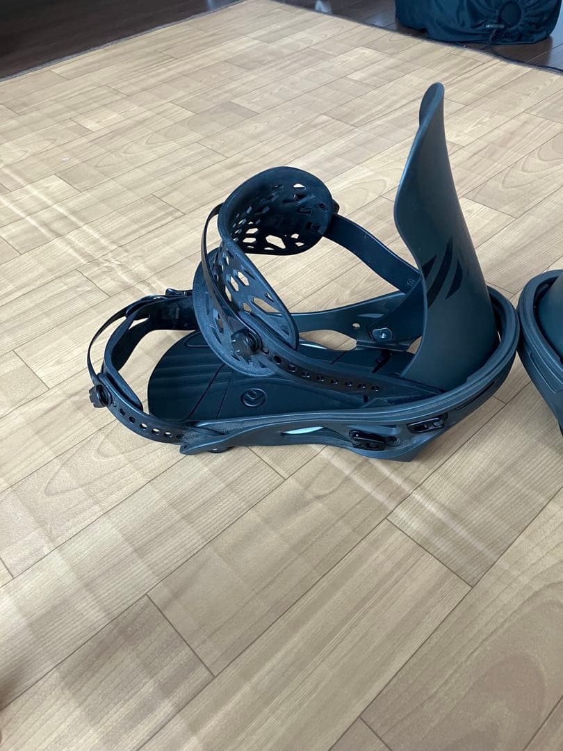 FLUX R2ビンディング ブラック