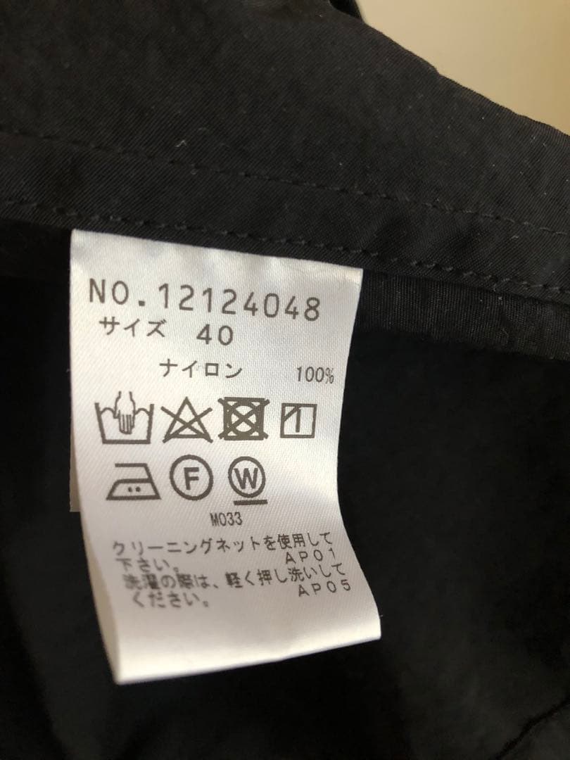 美品　m-mefu 芽風　ビッグカラーナイロンコクーンコート　ブラック　40