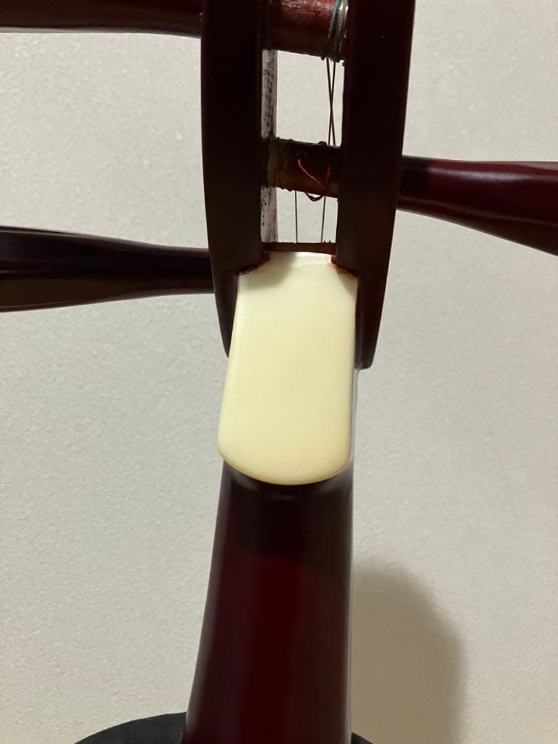 中国琵琶 宮廷楽器 撥弦楽器　木製 琵琶 4弦 花の彫刻