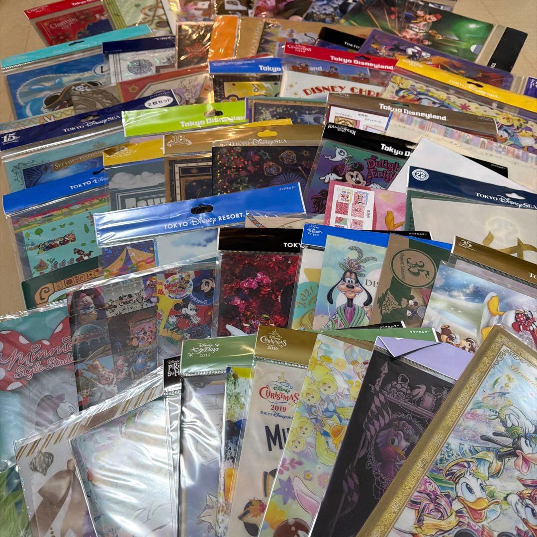 東京ディズニーリゾート　クリアファイル59点まとめ売り