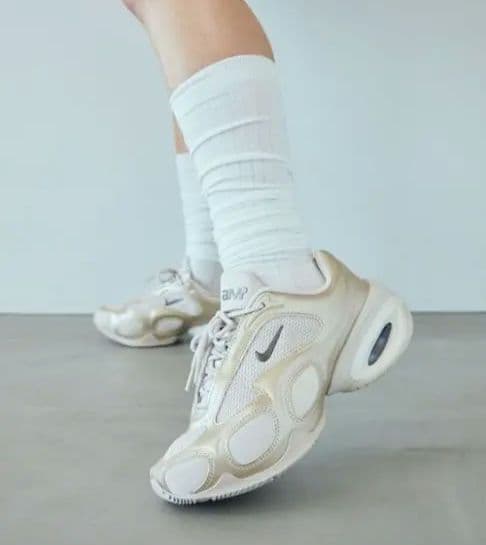NikeAir Max Muse Women　スニーカー