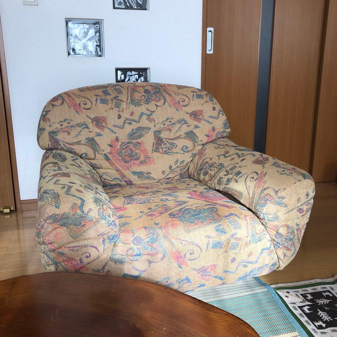 クルクル回る素敵なソファー