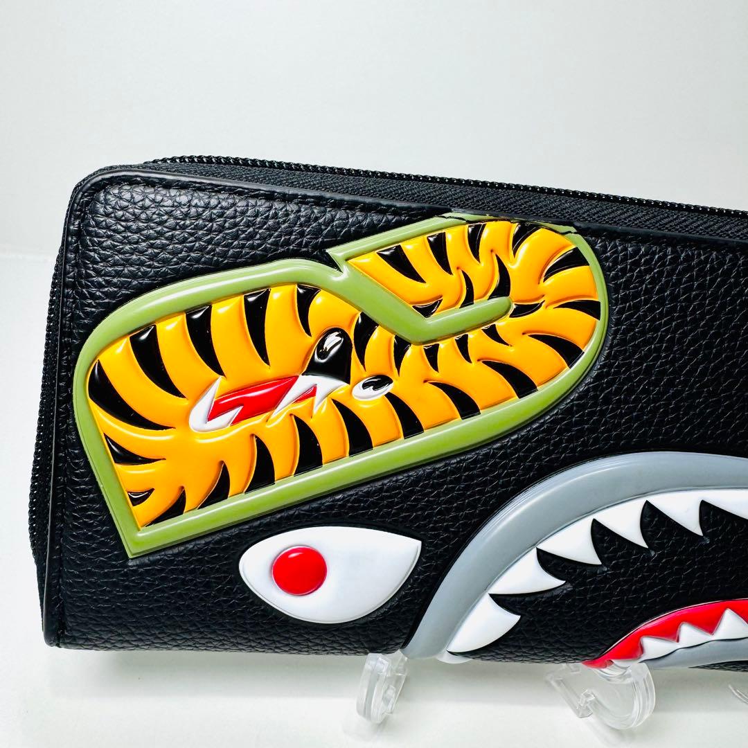 A BATHING APE シャーク WGM ラウンドファスナー 長財布