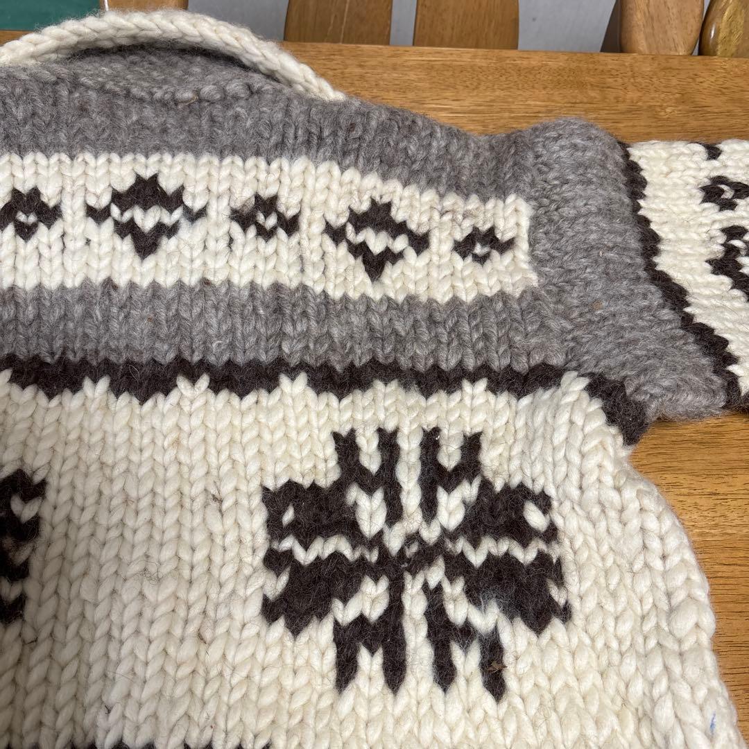 カウチンセーター