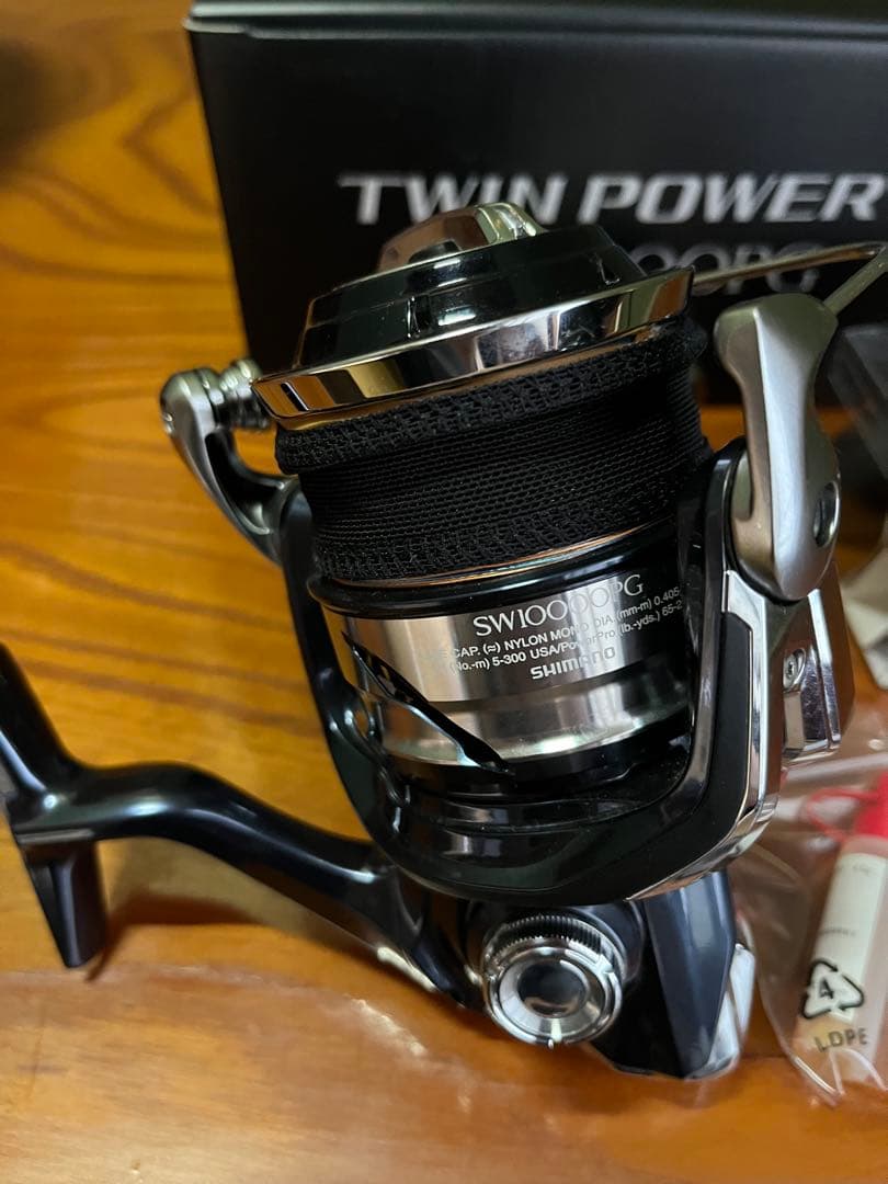 【美品】リブレ付き21TWIN POWER SW10000PG