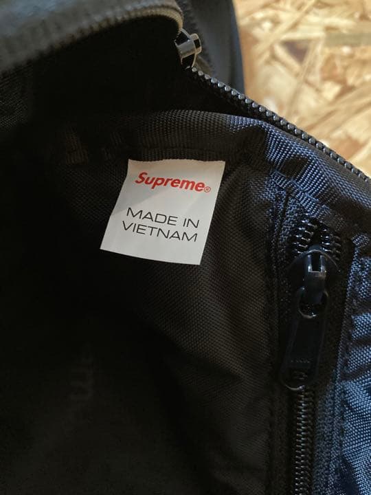 supreme シュプリーム　ウエストバック