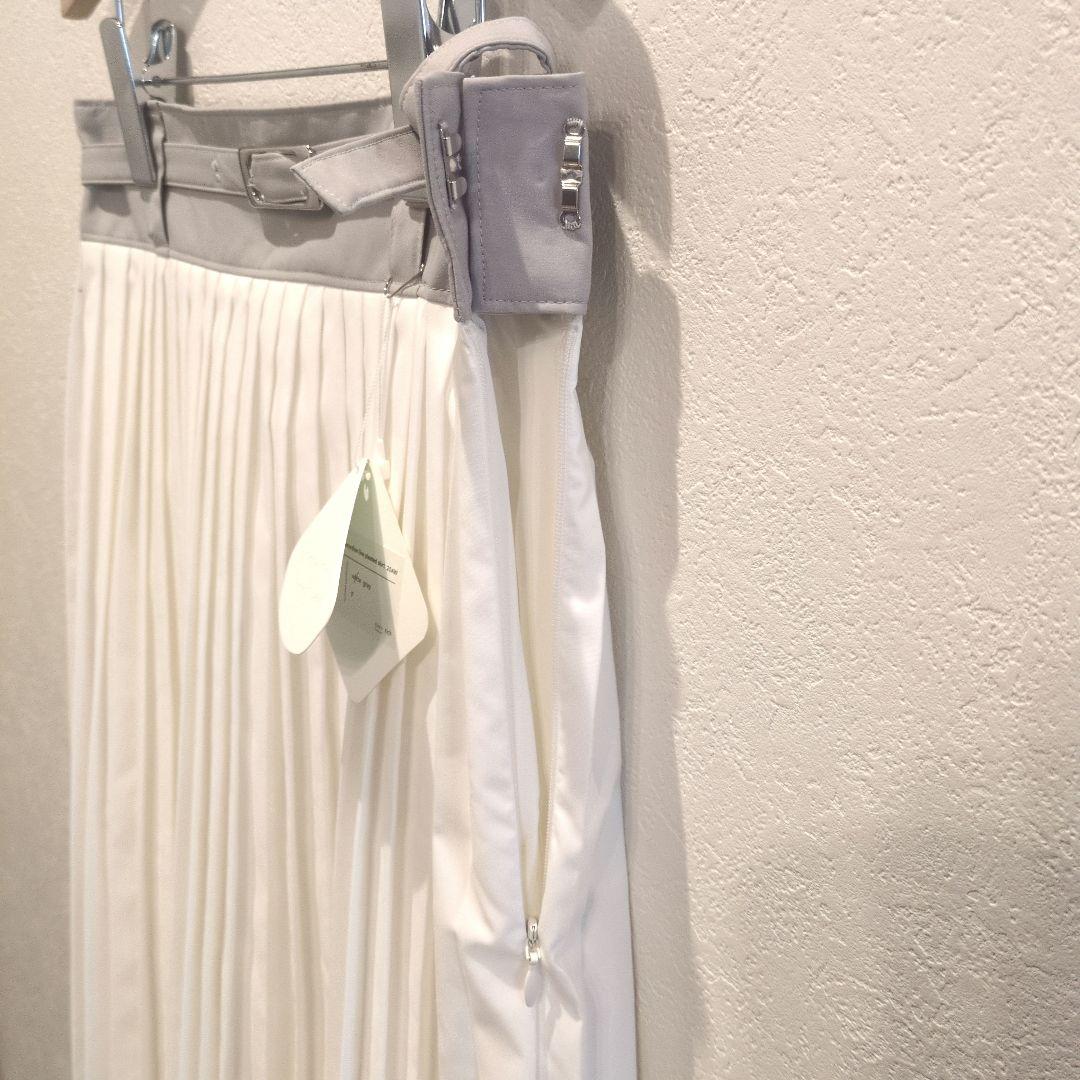 【新品タグ付】Side accordion line pleated skirt
