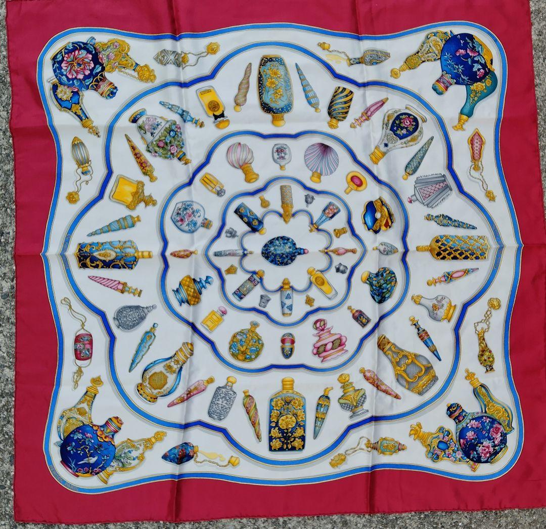 美品 エルメス HERMES カレ90 香水瓶 シルク スカーフ