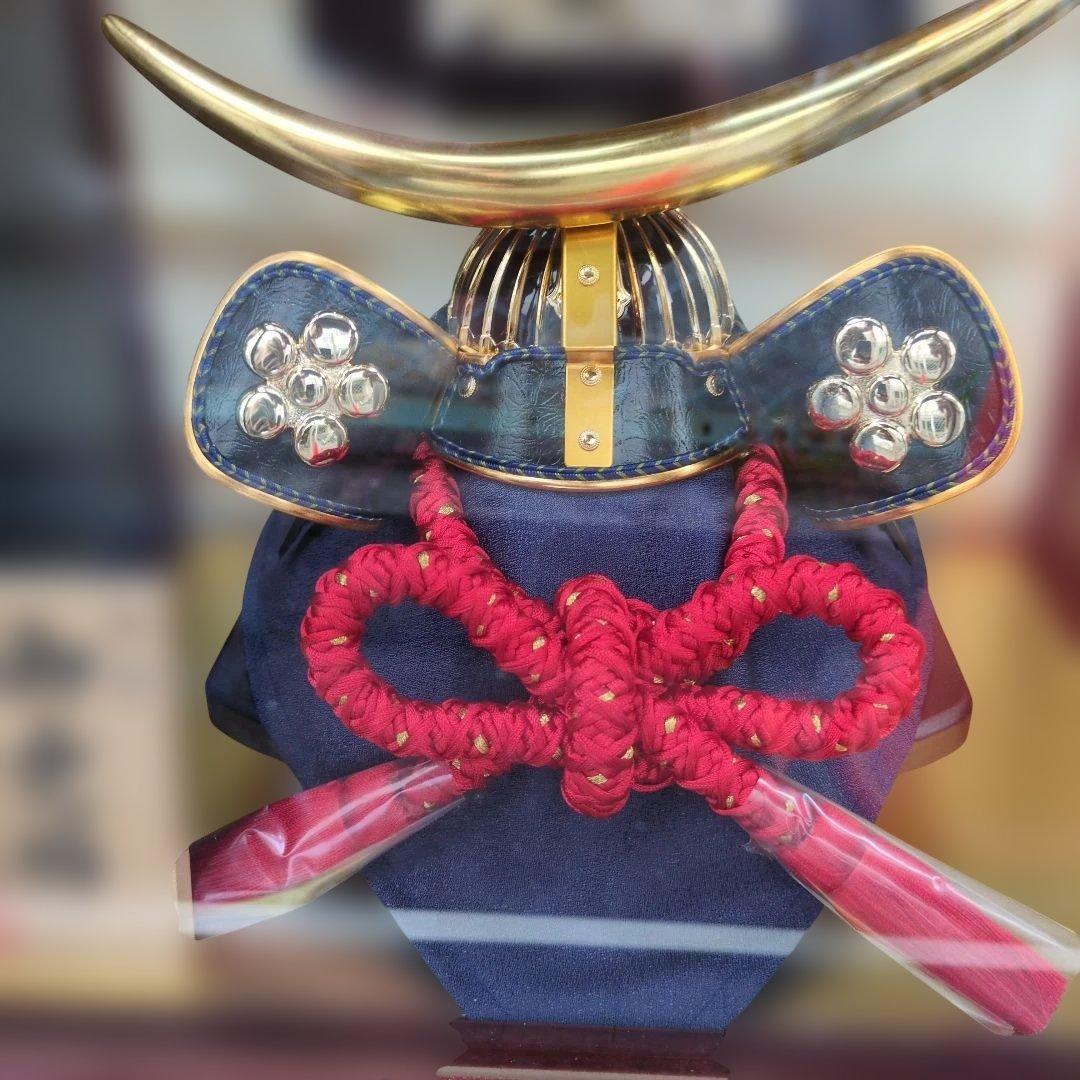 五月人形 ケース付き 黒と金の兜