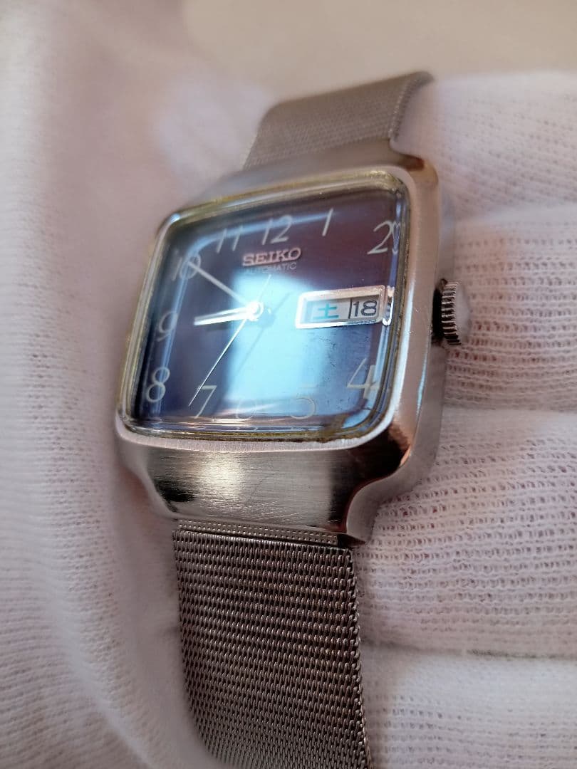 る*】様 SEIKO　アンティーク　機械式自動巻　スクエア型　機能良好　超美品