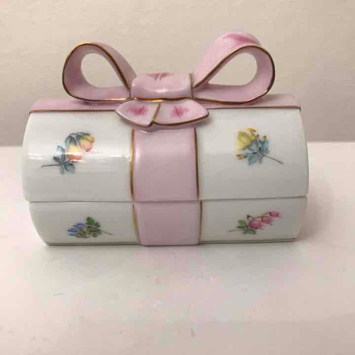 ヘレンド　ミルフルール　リボンボックス