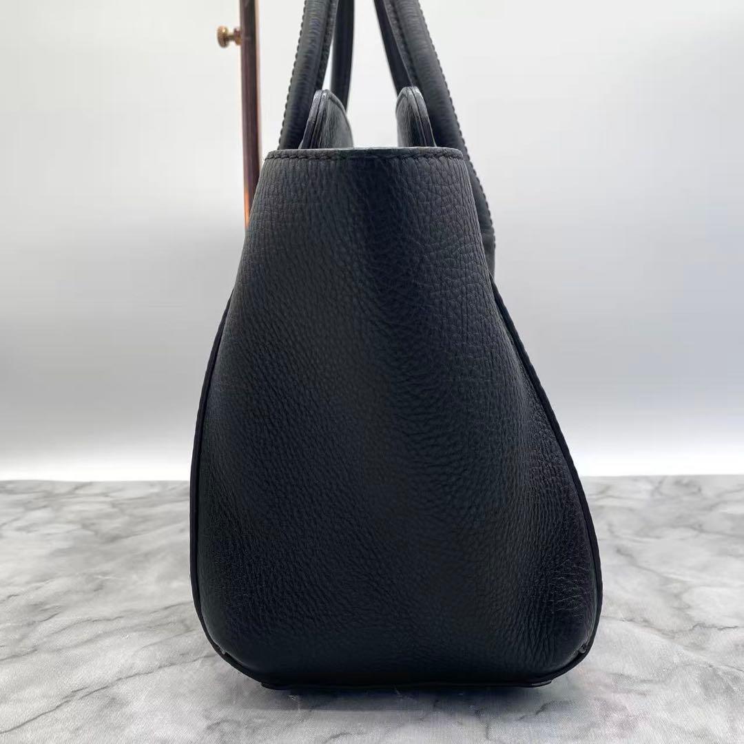 未使用級　フルラ　カレッジ　トートバッグ　A4収納　ブラック　ユニセックス