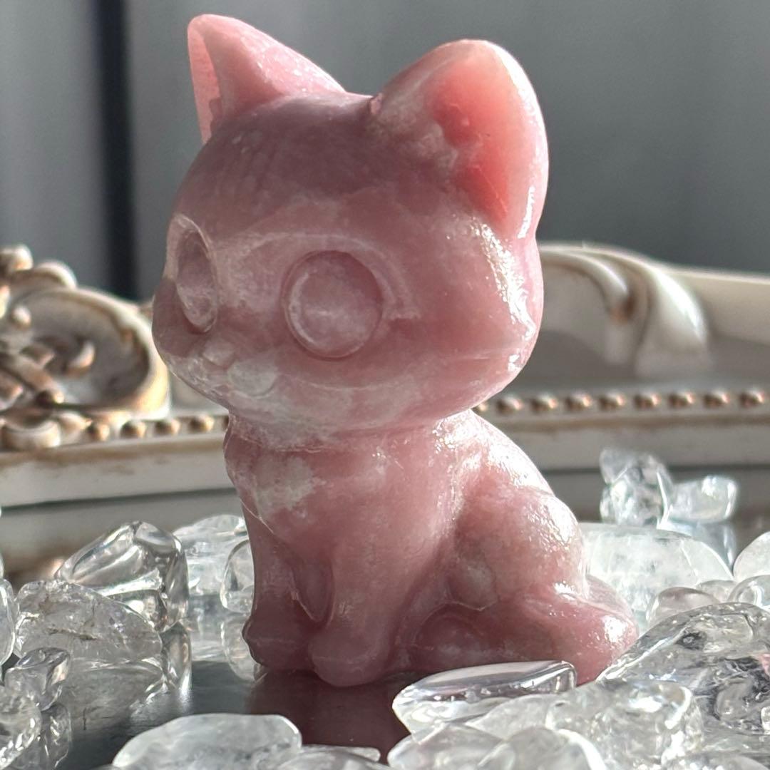 再入荷だけど売約済み♥️ピンクオパール キツネちゃん 九尾 カービング