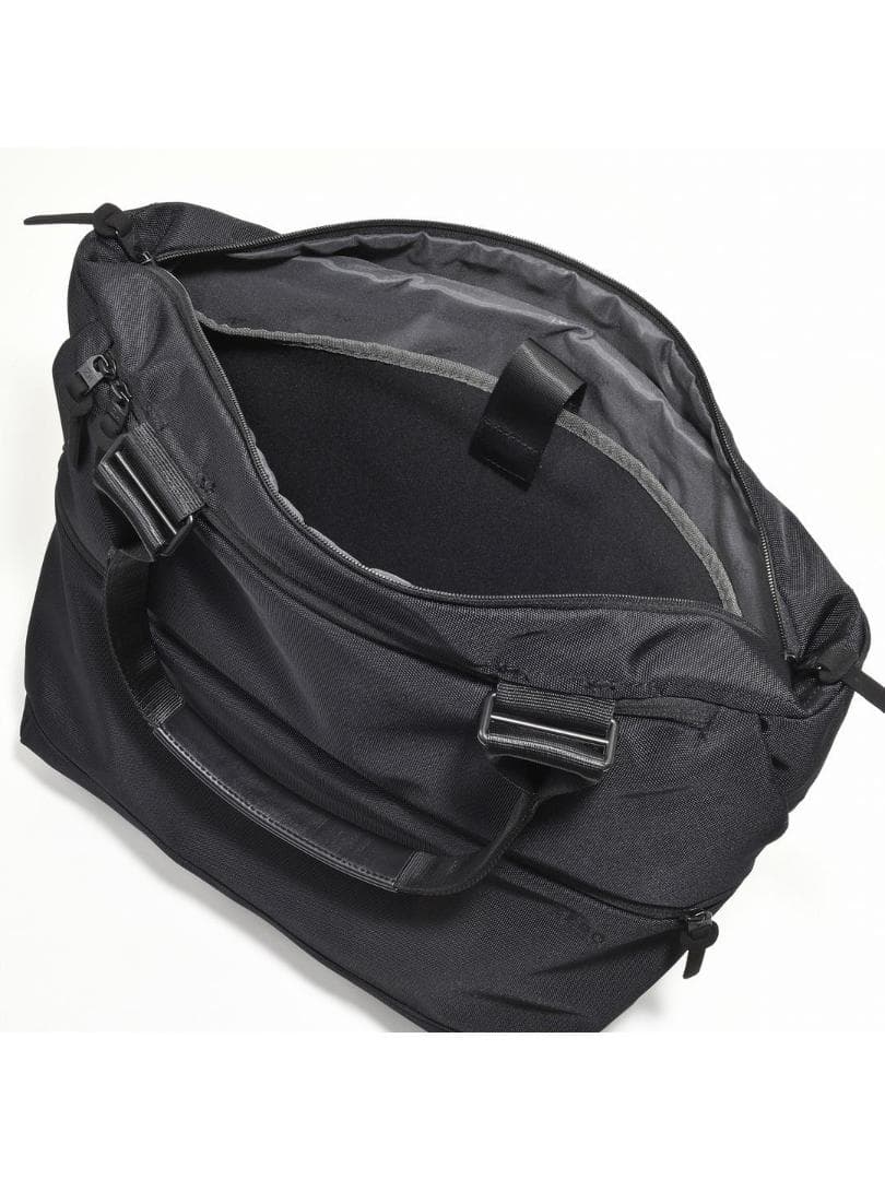 ZERO HALLIBURTON ZNCトートバッグ