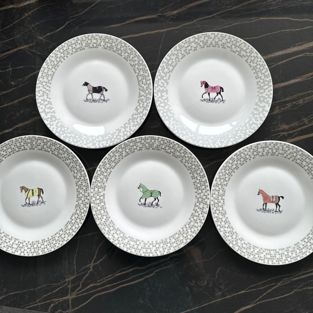 【新品/未使用】ポーセラーツ/ラウンドプレートセット