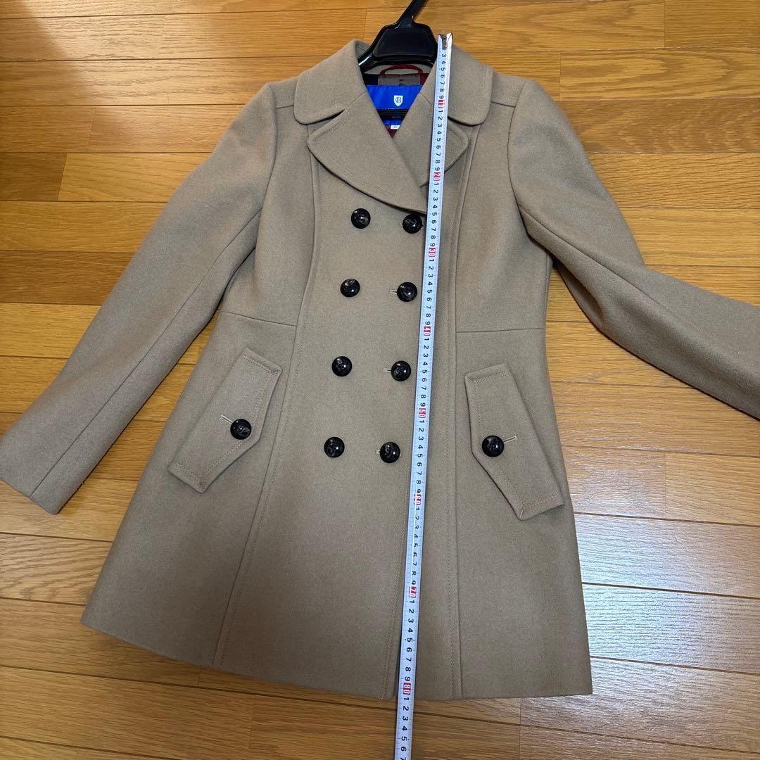 ブルーレーベルクレストブリッジベージュ ダブルブレスト コート ファー付き