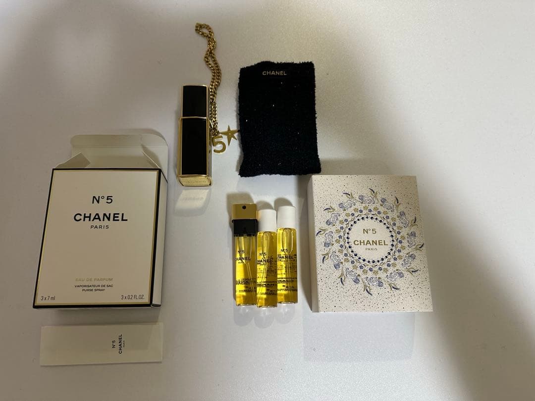 クリスマス限定 シャネル CHANEL N°5 香水