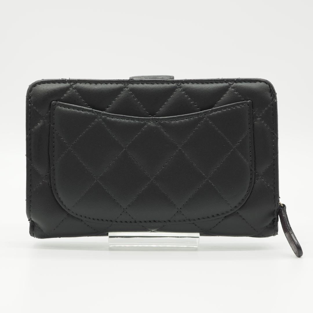 CHANEL シャネル マトラッセ 二つ折り財布 ミドル SV金具
