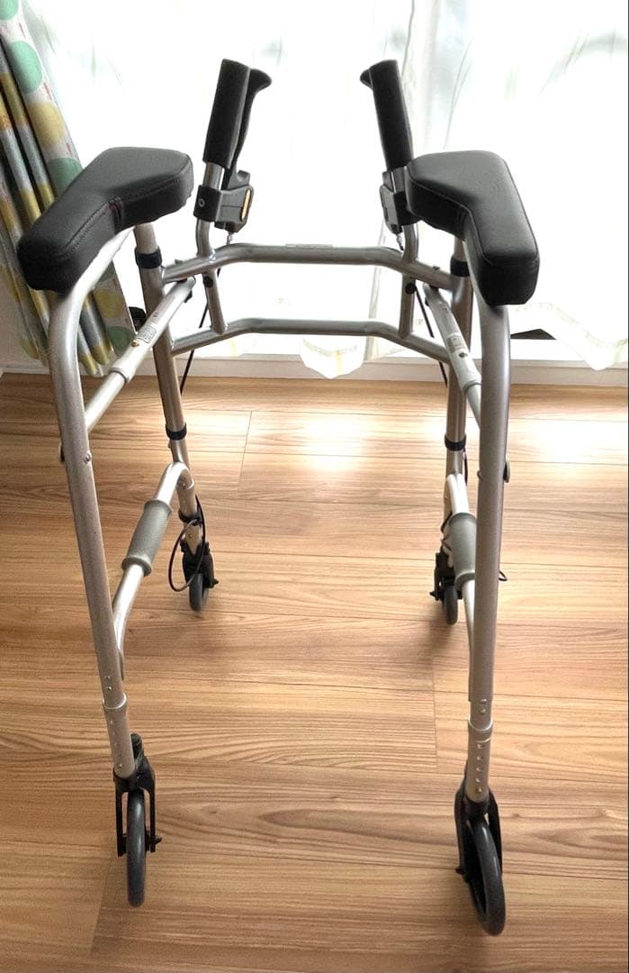 歩行器
