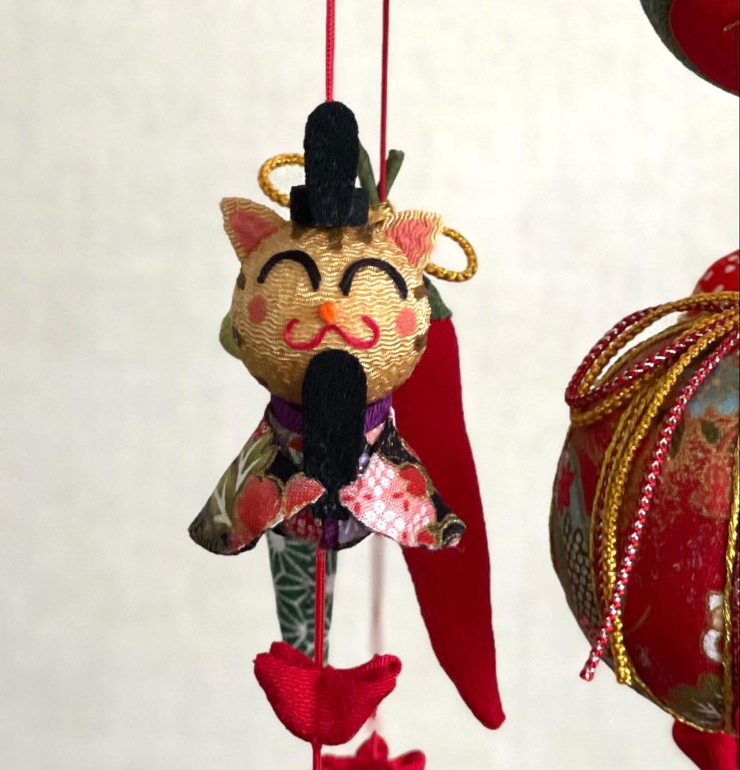 鞠と猫ちゃんの吊るし雛(三人官女付き)